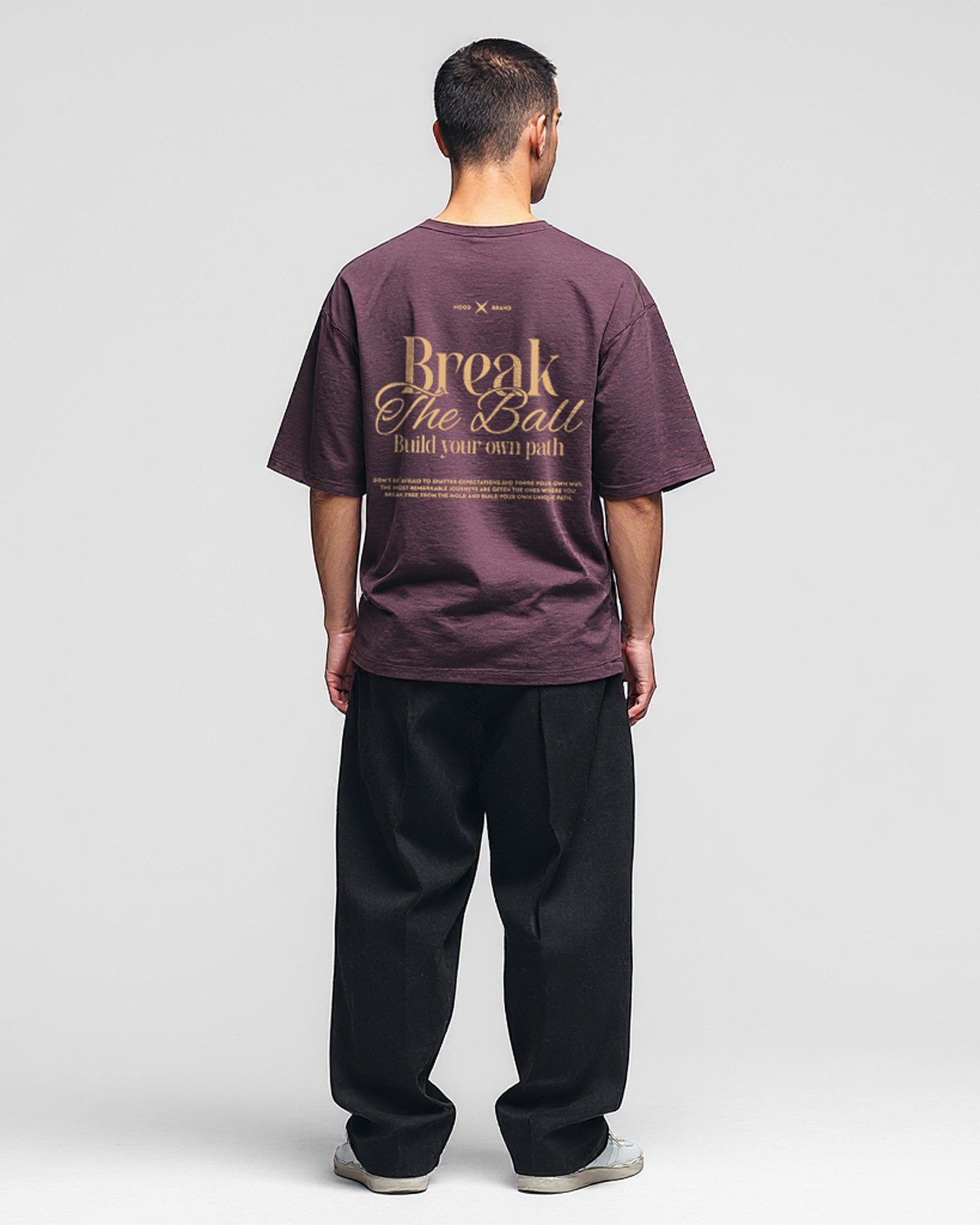 Camiseta hood Unisex Oversize modelo Break the Ball color Burdeos