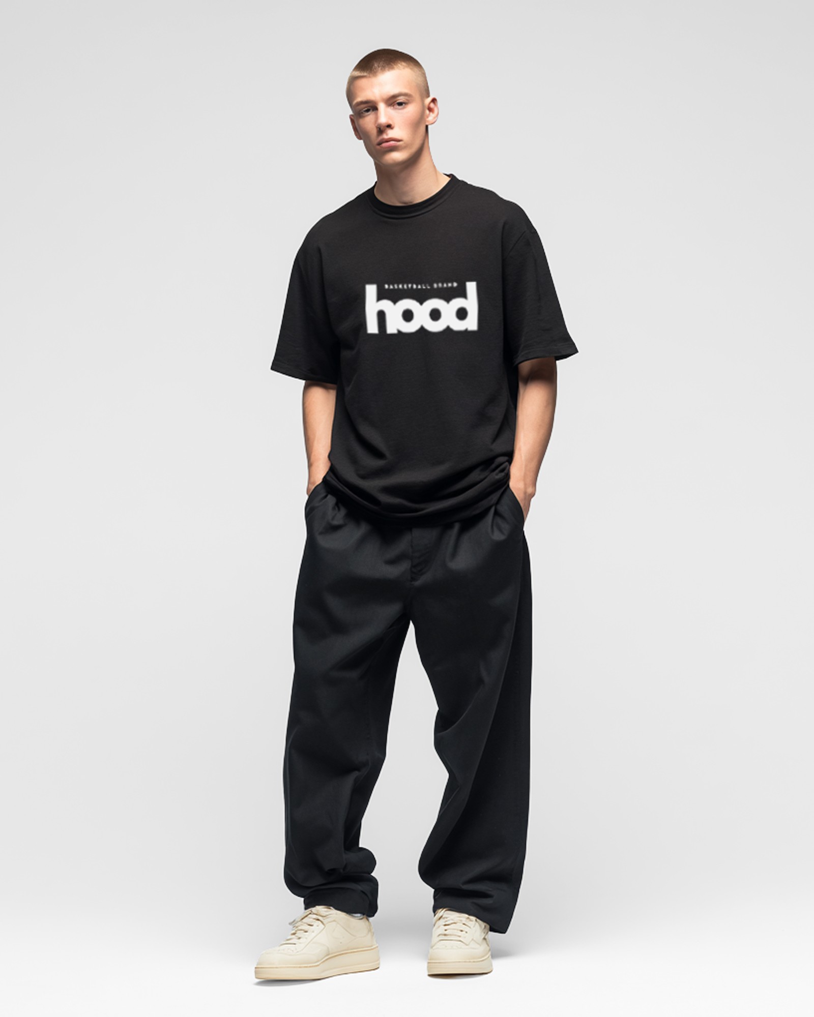 Camiseta hood Unisex Oversize modelo Logo color negro